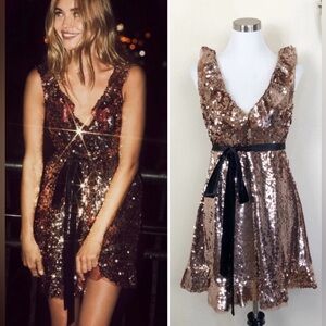 FREE PEOPLE ‘Siren’ Tribeca Sequined A-lined Cocktail Dress in Rose Gold Size 6